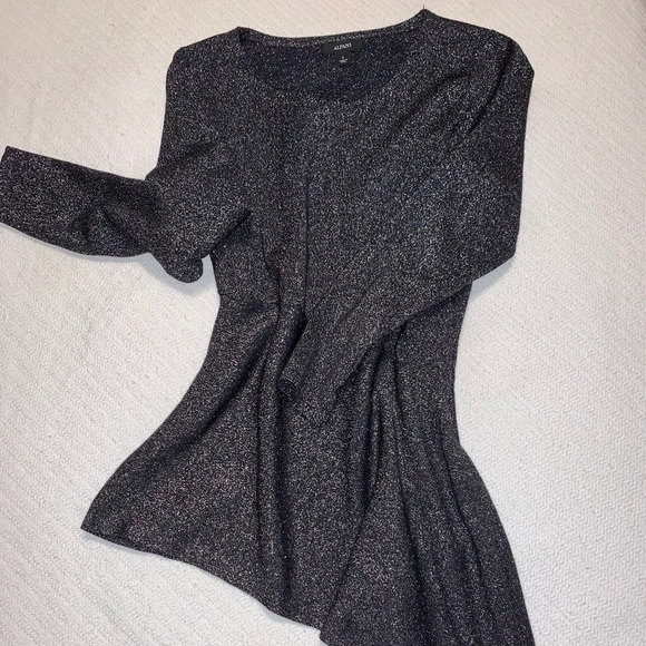 🎉 🎈 Alfani Asymetrical Metallic Sweater EUC!!! - Picture 3 of 7